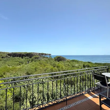 Macdonald Leila Playa Apartament