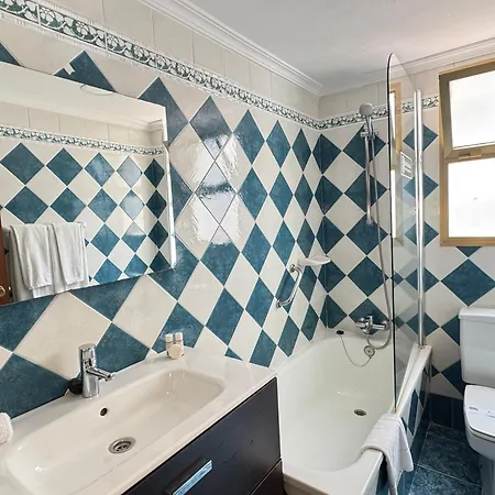Apartament Macdonald Leila Playa *